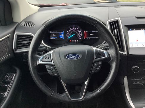 Used 2018 Ford Edge SEL w/ Equipment Group 201A AWD/4WD image 8