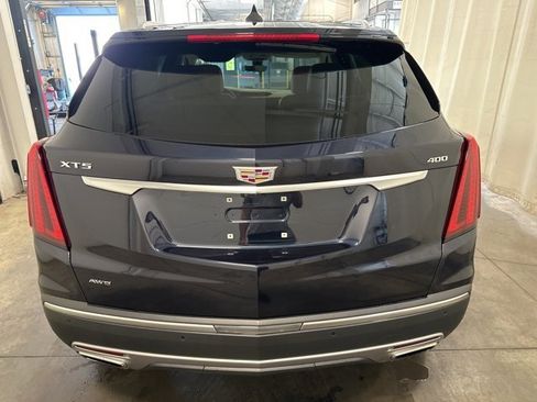 Used 2021 Cadillac XT5 Premium Luxury image 5