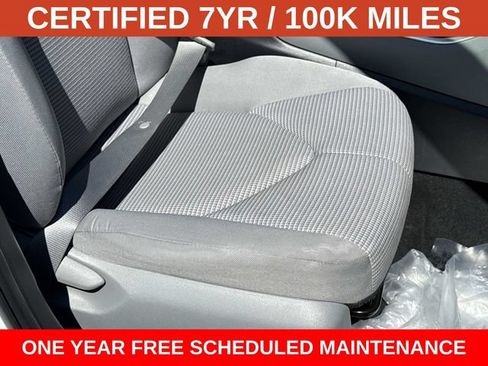 Used 2023 Toyota Highlander LE FWD image 10