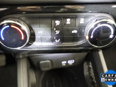 Used 2025 Chevrolet TrailBlazer LT AWD/4WD image 26