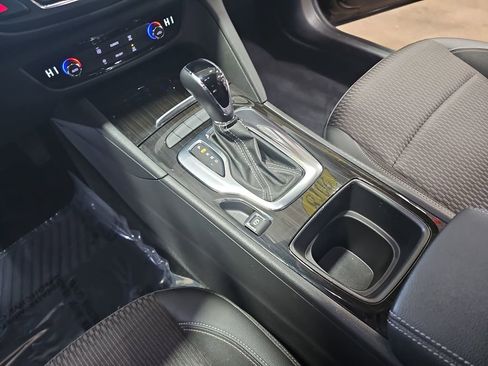 Used 2018 Buick Regal Preferred w/ Driver Confidence Package #1 image 23