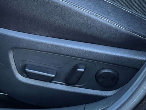 Used 2025 MAZDA CX-50 AWD 2.5 S w/ Premium Package image 22