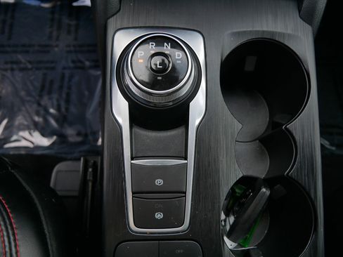 Certified 2024 Ford Escape ST-Line image 24