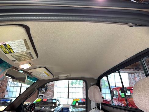Used 1998 Toyota Tacoma 4x4 Regular Cab image 41