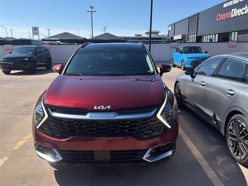 Used 2023 Kia Sportage SX image 8