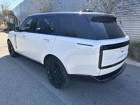 Certified 2024 Land Rover Range Rover Long Wheelbase Autobiography AWD/4WD image 3