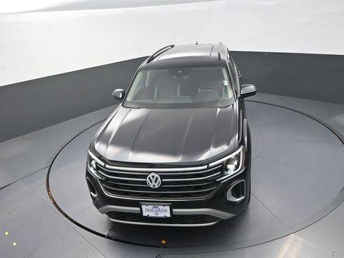 New 2026 Volkswagen Atlas Peak Edition AWD/4WD image 14