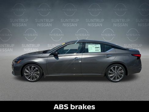 New 2025 Nissan Altima 2.5 SL FWD image 25