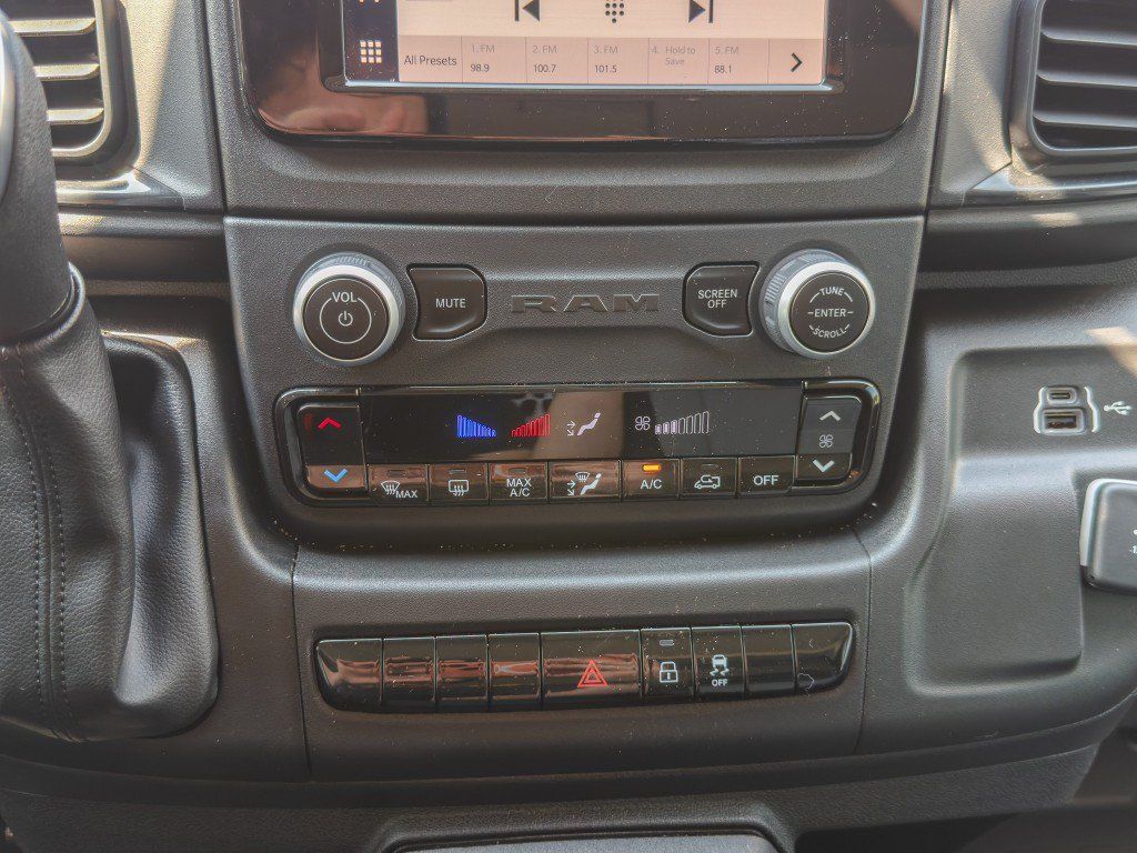 Used 2023 RAM ProMaster 3500 w/ Interior LED Lighting Group FWD image 32