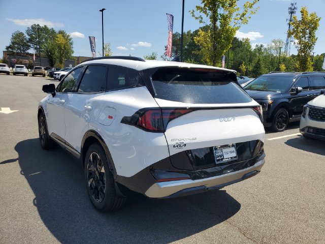 New 2026 Kia Sportage SX FWD image 4