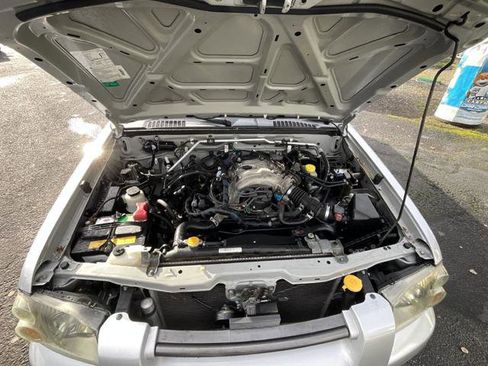 Used 2004 Nissan Frontier LE image 20