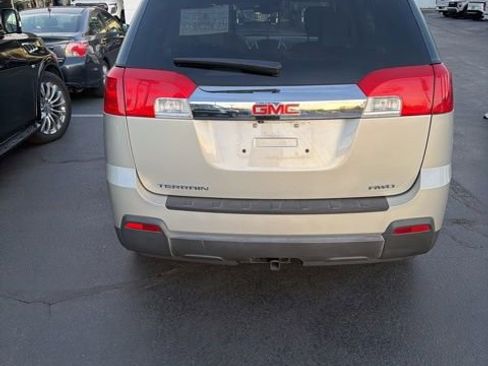 Used 2014 GMC Terrain SLT image 8