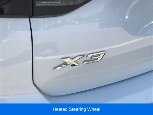 Used 2024 BMW X3 xDrive30i AWD/4WD image 9