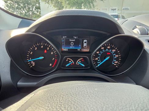 Used 2016 Ford Escape SE w/ Equipment Group 201A FWD image 37