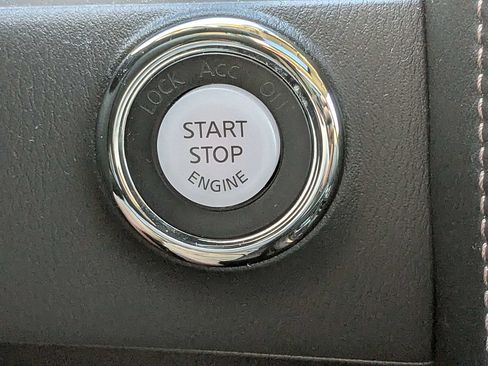 Used 2022 Nissan Armada Platinum w/ Captain's Chairs Package RWD image 37