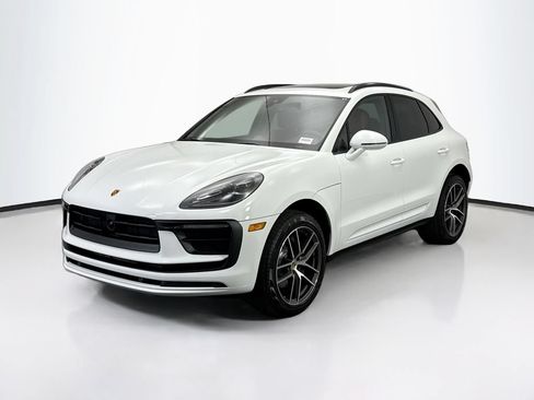 Used 2026 Porsche Macan AWD/4WD image 1