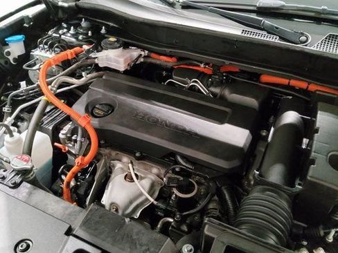 Used 2024 Honda CR-V Sport-L image 29