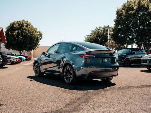 Used 2021 Tesla Model Y 2WD image 5