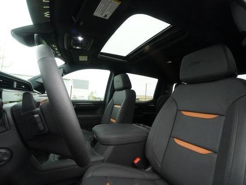 New 2026 GMC Sierra 1500 AT4 w/ AT4 Premium Package AWD/4WD image 28