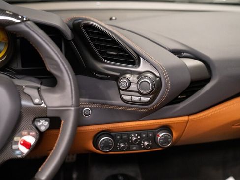 Used 2018 Ferrari 488 Spider RWD image 28