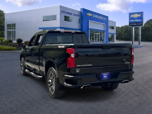 Used 2022 Chevrolet Silverado 1500 RST w/ Convenience Package II AWD/4WD image 4