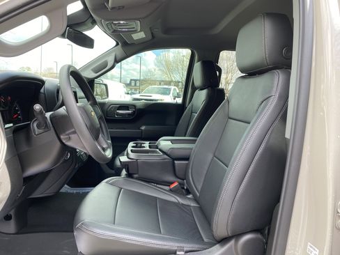 Used 2026 Chevrolet Silverado 1500 Custom w/ Turbomax Blackout Package image 16