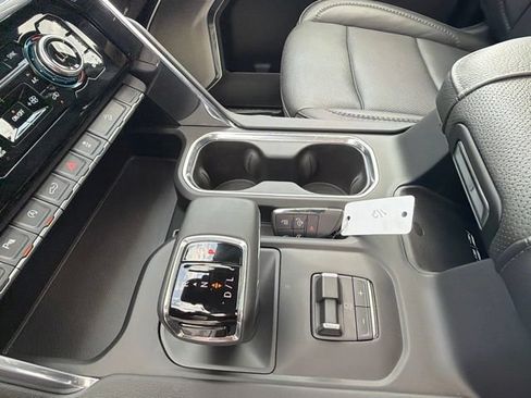 Used 2026 GMC Sierra 1500 Denali w/ Technology Package AWD/4WD image 20