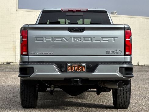 Certified 2024 Chevrolet Silverado 3500 High Country AWD/4WD image 5