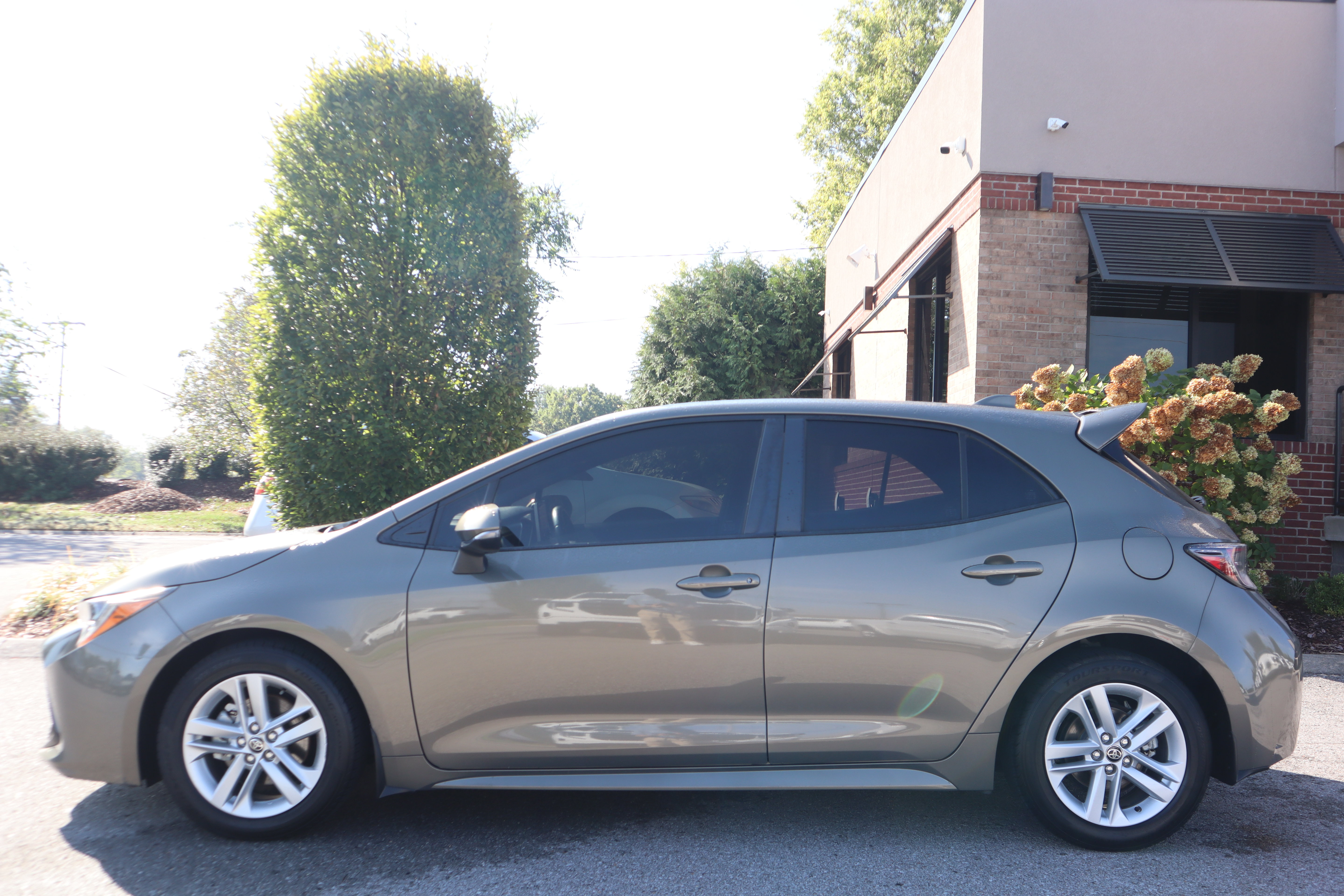 Used 2019 Toyota Corolla SE FWD image 11