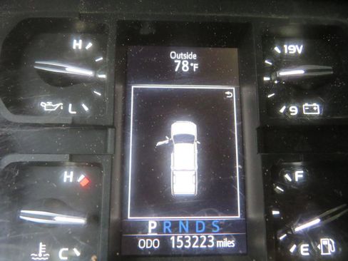 Used 2019 Toyota Tundra SR image 10