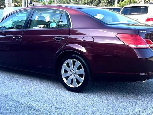 Used 2006 Toyota Avalon XLS FWD image 4