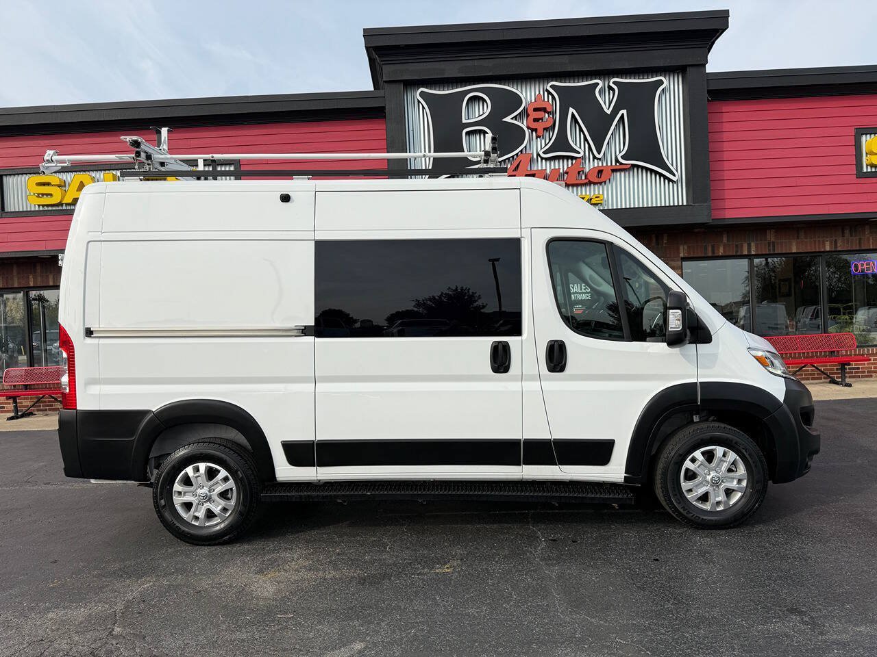 Used 2024 RAM ProMaster 1500 w/ Quick Order Package 22G SLT FWD image 8