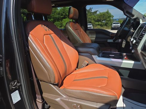 Used 2020 Ford F250 King Ranch w/ Tremor Off-Road Package AWD/4WD image 27