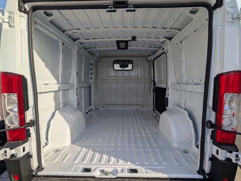 New 2025 RAM ProMaster 1500 w/ Premium Convenience Group image 11