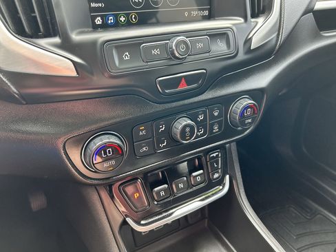 Used 2019 GMC Terrain SLE w/ Driver Convenience Package AWD/4WD image 29