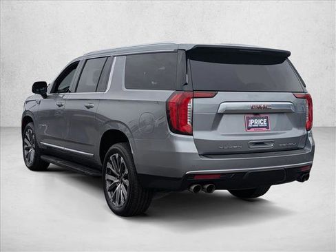 Used 2023 GMC Yukon XL Denali image 9