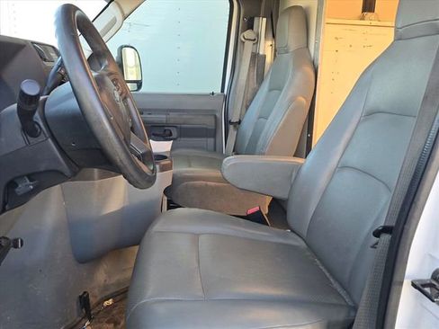 Used 2023 Ford E-350 and Econoline 350 Super Duty w/ Power Windows & Locks Group image 29