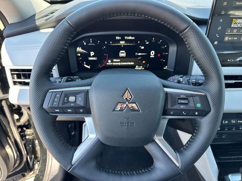 New 2026 Mitsubishi Outlander SEL FWD image 8