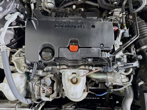 Used 2024 Honda HR-V EX-L image 31