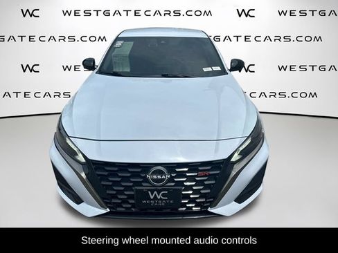 Used 2024 Nissan Altima 2.5 SR FWD image 7