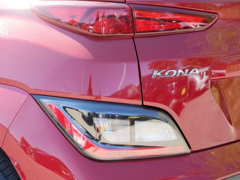 Used 2023 Hyundai Kona SEL w/ Cargo Package FWD image 18