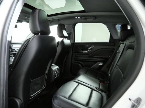 Certified 2022 Lincoln Corsair AWD w/ Premium Package image 13