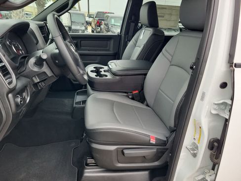 New 2026 RAM 2500 Tradesman AWD/4WD image 19