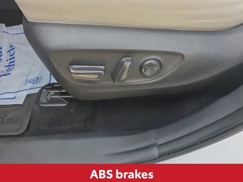 Used 2024 Toyota Grand Highlander XLE image 24