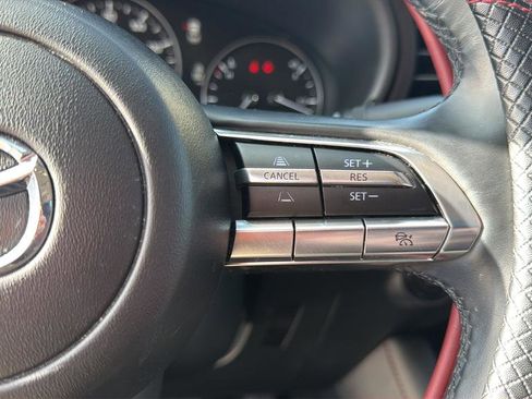 Used 2023 MAZDA MAZDA3 s image 22