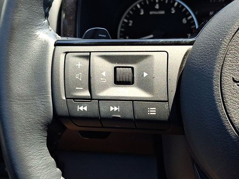 Certified 2024 Nissan Pathfinder SL AWD/4WD image 23