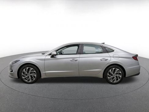 Used 2026 Hyundai Sonata Blue FWD image 4