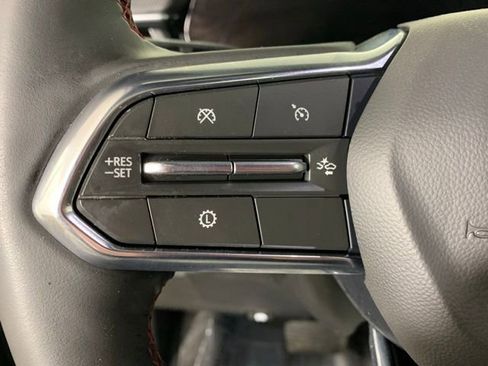 Used 2025 Chevrolet Suburban RST w/ Comfort Package image 18