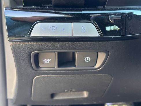 Used 2025 Genesis G80 3.5T Sport Prestige image 23