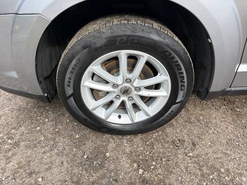 Used 2018 Dodge Journey SXT w/ Premium Group FWD image 32